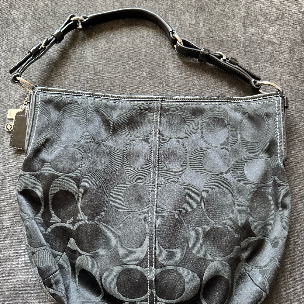 Coach Satchel Purse - Picture 1 of 4